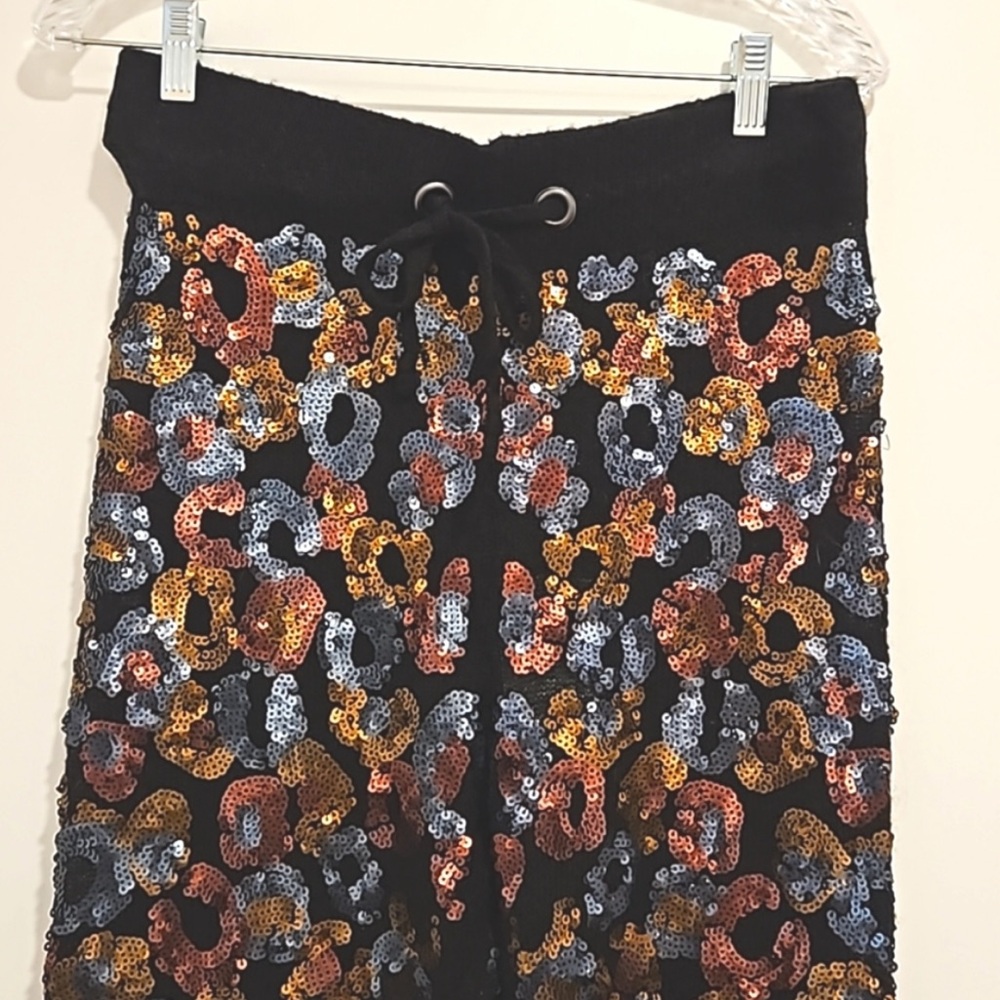 Wildfox gray bronze gold sequin embellished drawstring pants Small animal print